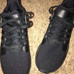 Black Adidas equipment shoes (91-16)